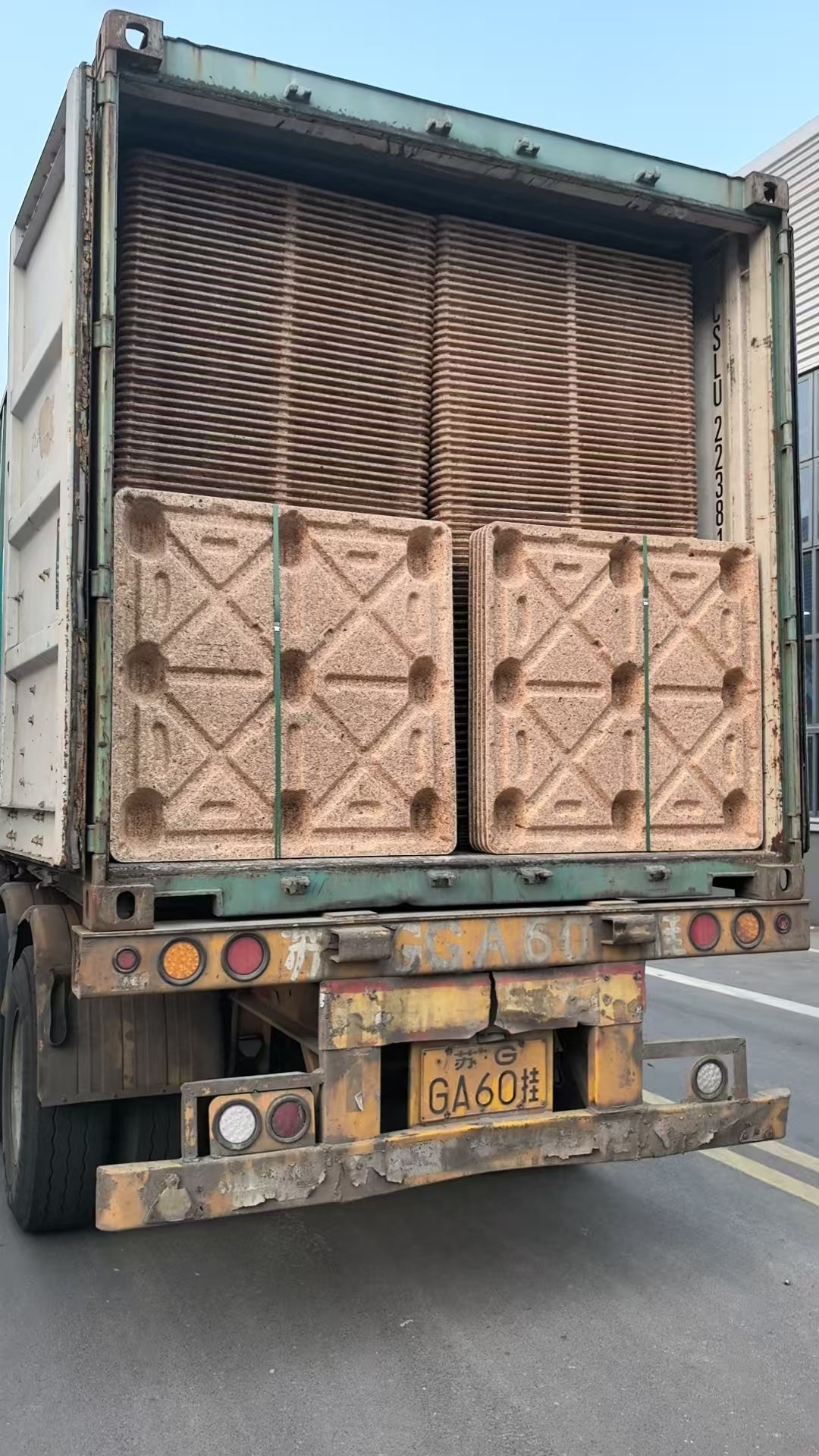 Chinese presswood pallet factory